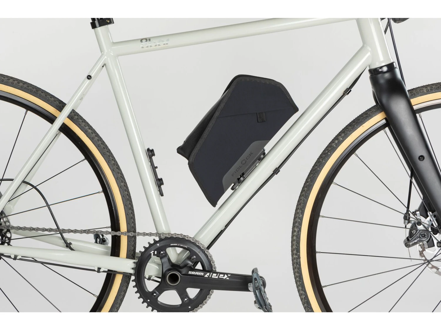 Fidlock Twist Essential Bag L + Bike Base, Black/green 3 Fidlock Twist Essential Bag L + Bike Base, Black/green – Bild 3