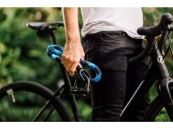 Tex-Lock Eyelet M 120 Cm + U-Lock, Morpho Blue 11 Tex-Lock Eyelet M 120 Cm + U-Lock, Morpho Blue -Fahrrad Paradies Geschaft d875dcaf 7cd6 464e b2dc f2d56174f5d7 1